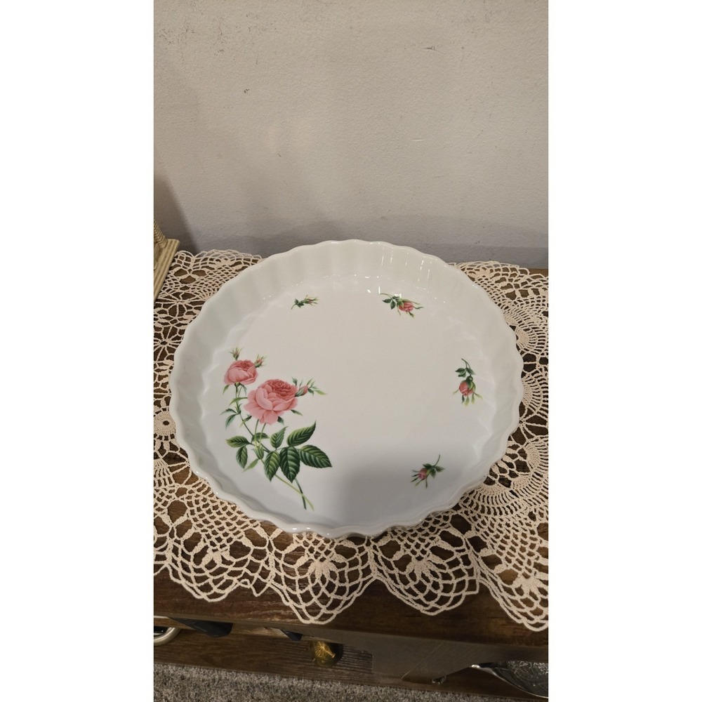 Christineholm Pink Rose Porcelain Pie Dish 10" Scalloped Cottagecore Decor Charm